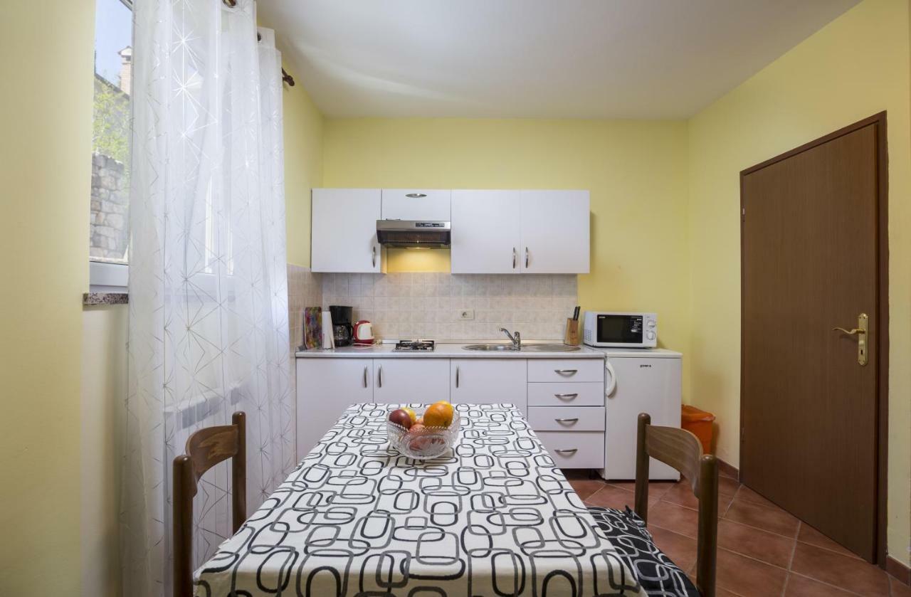 Apartments Ella Rovinj Eksteriør bilde